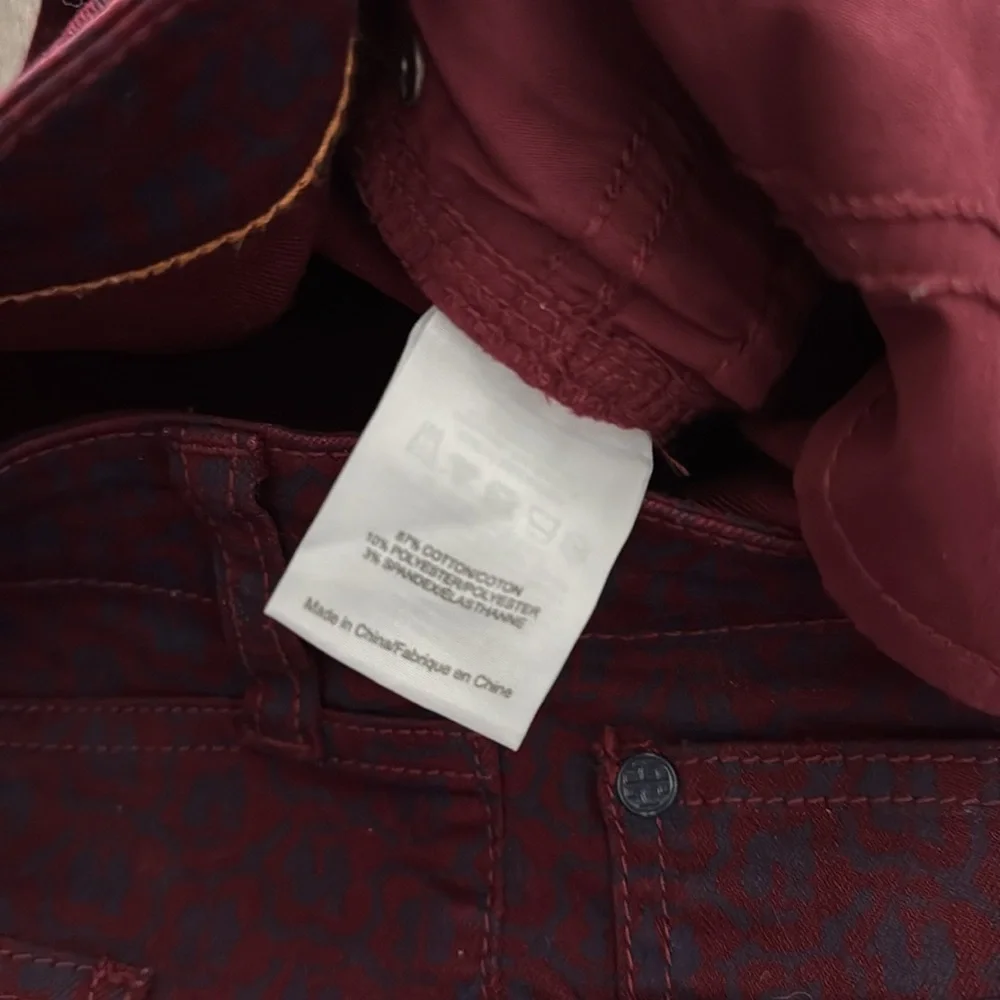 Tory Burch excellent no